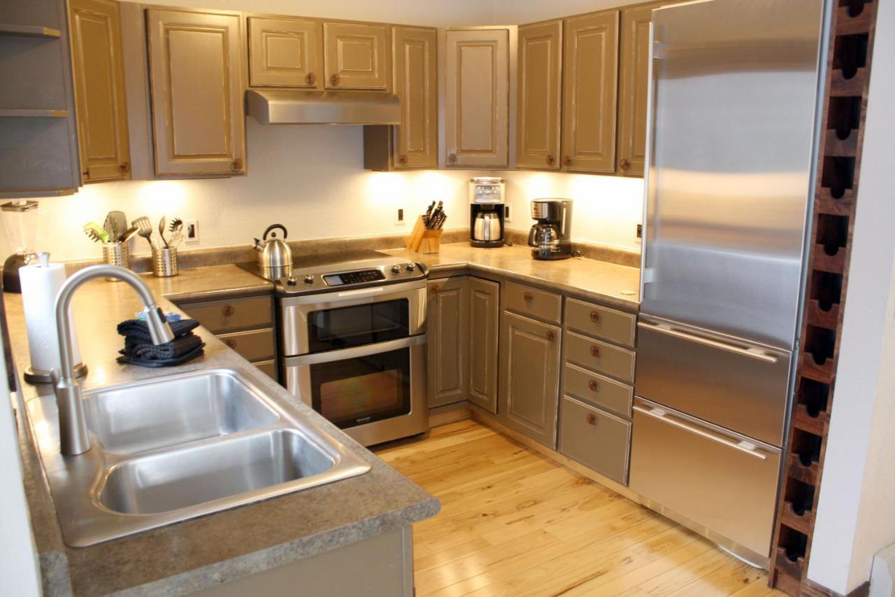 Pinecreek #E - 3 Bedroom - Pool And Hot Tub Access - Close To Town - Shuttle To Slopes Breckenridge Exterior foto
